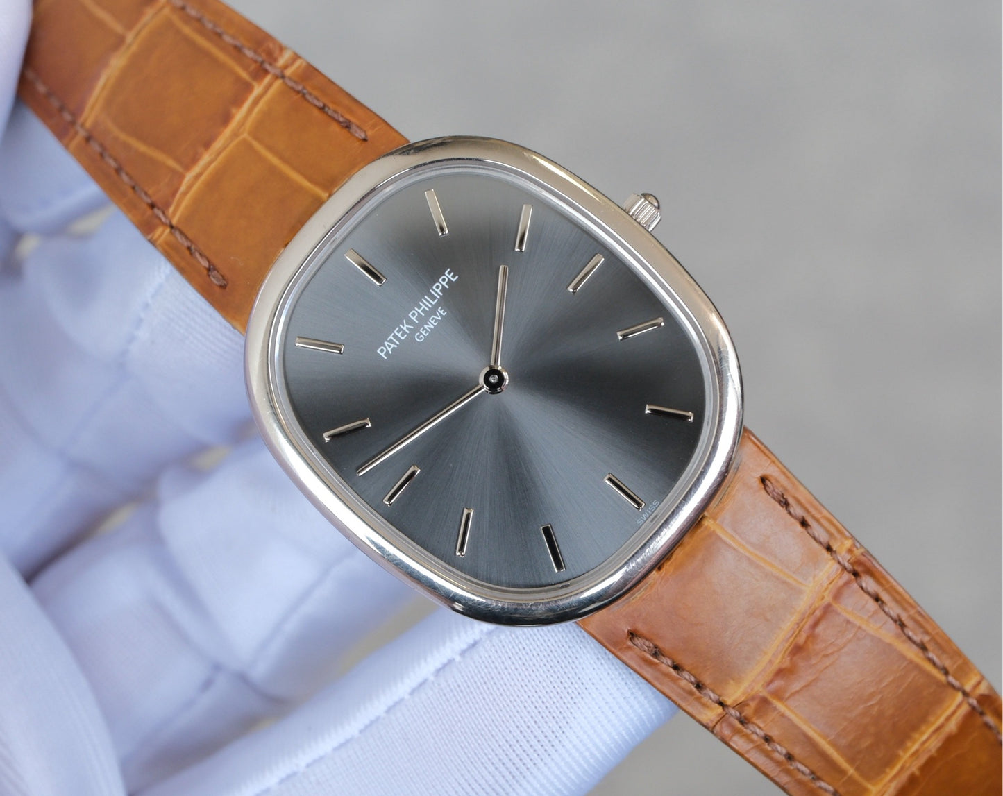 Patek Philippe 3738/100G-012