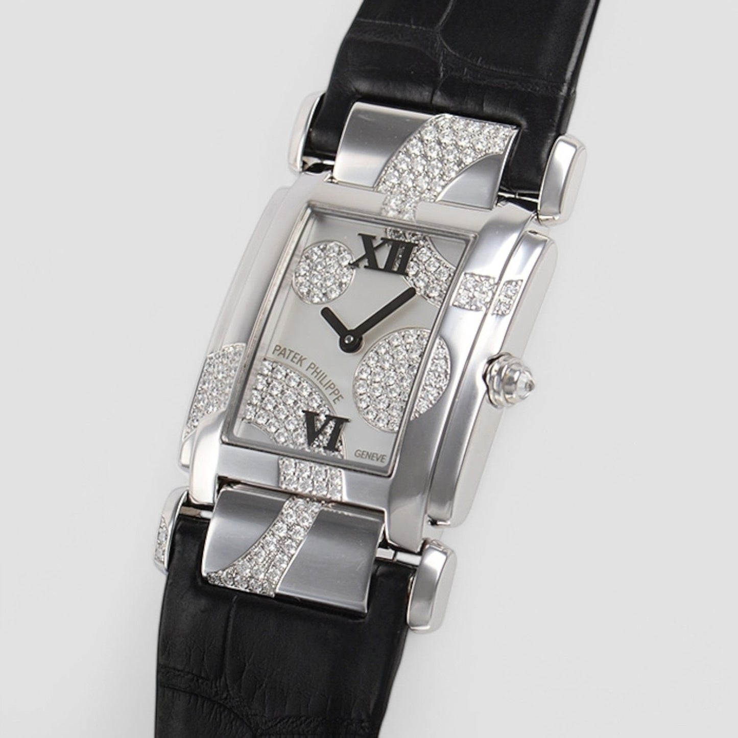 Patek Philippe 4914G-001