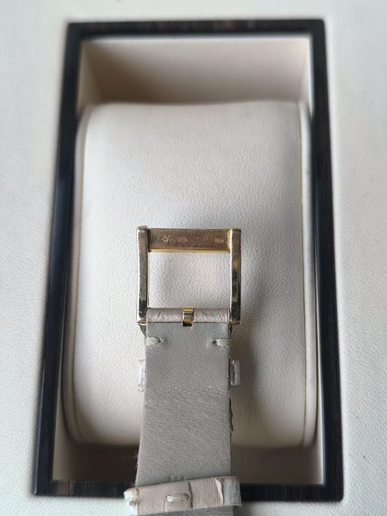 Patek Philippe 4920R-010