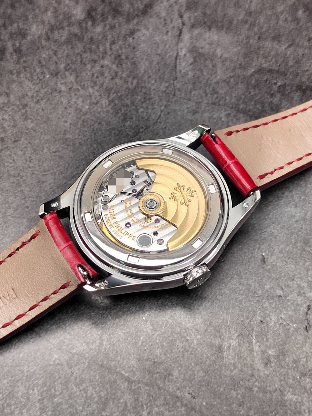 Patek Philippe 4936G-001