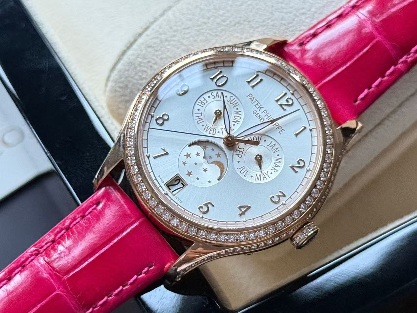 Patek Philippe 4947R-001