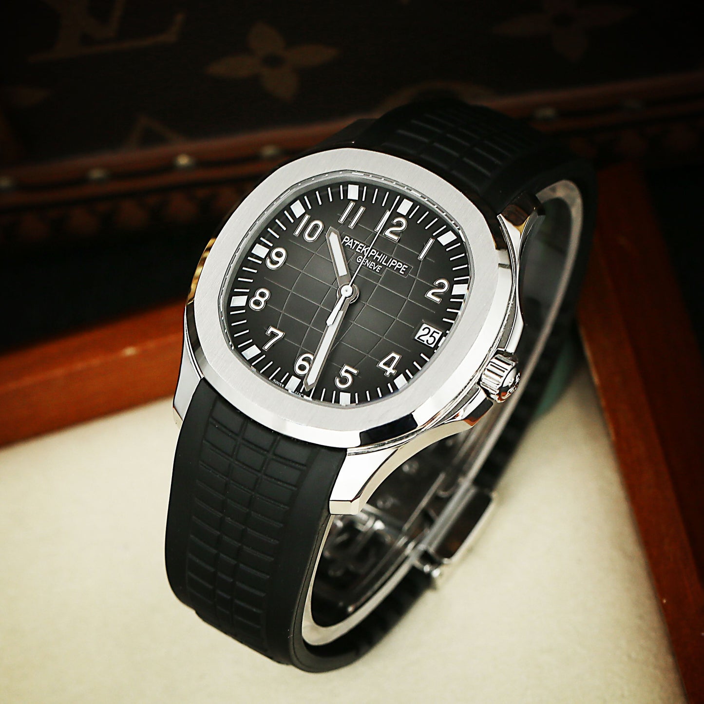 Patek Philippe 5167A