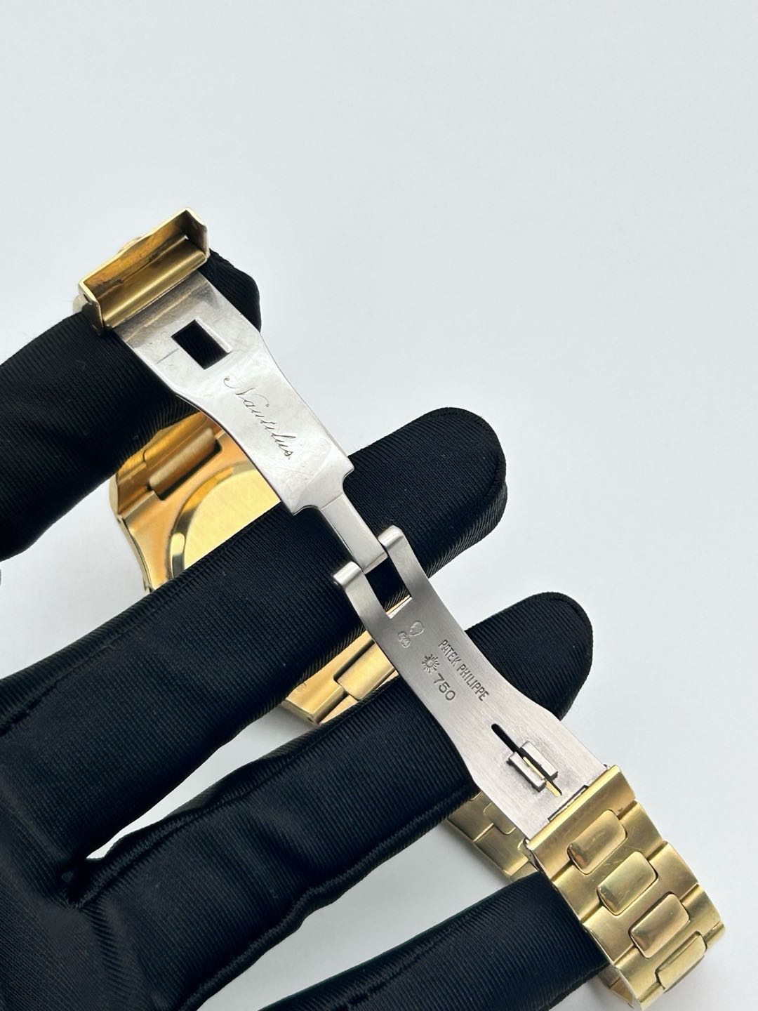 Patek Philippe 3800/3J-001