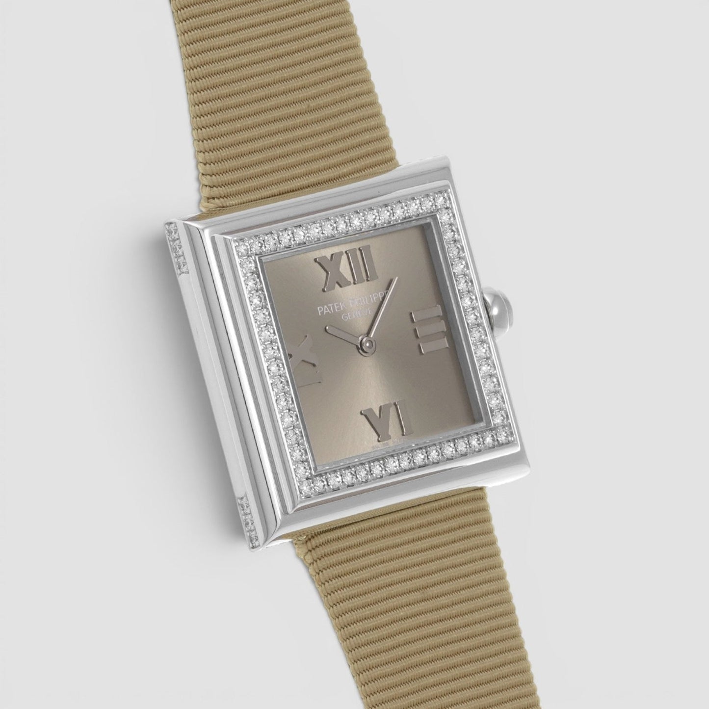 Patek Philippe 4868G-001