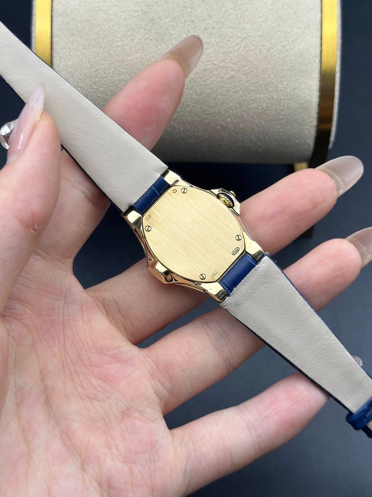 Patek Philippe 4890J-001