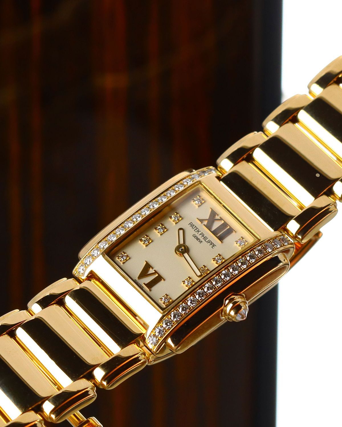 Patek Philippe 4908/11R-011