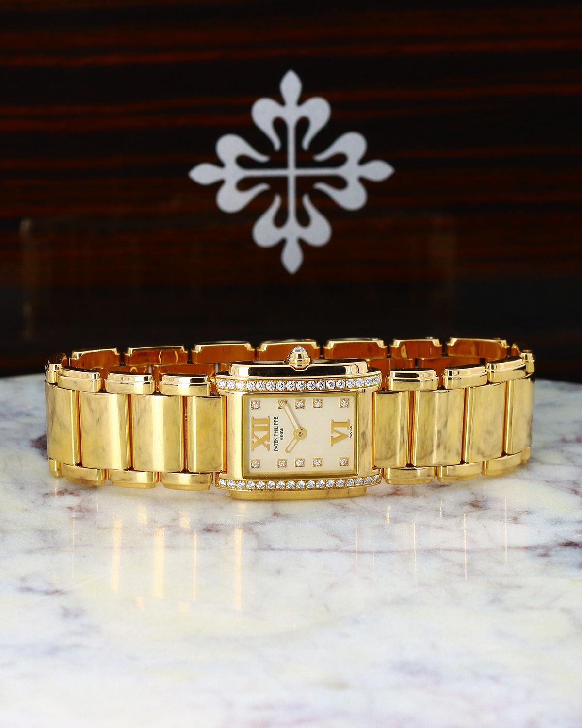 Patek Philippe 4908/11R-011