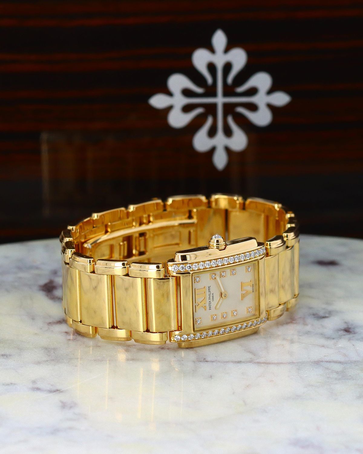 Patek Philippe 4908/11R-011
