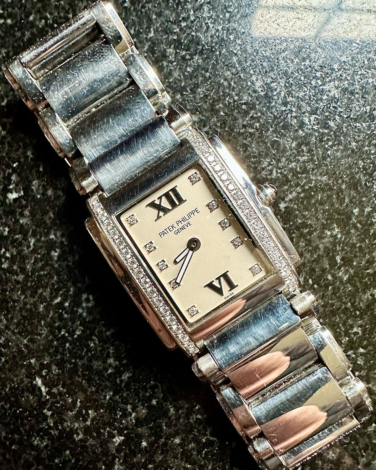 Patek Philippe 4910/10A-010