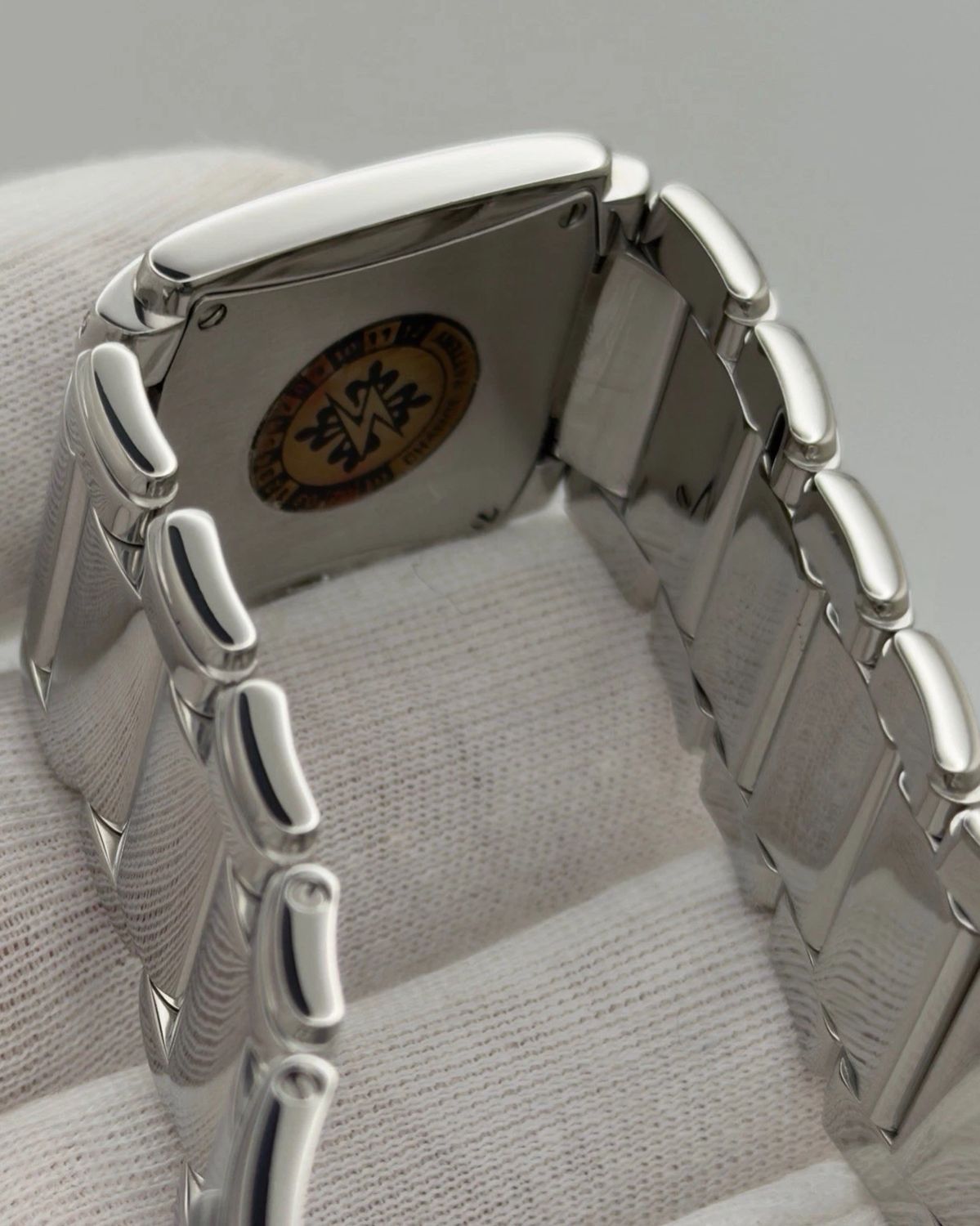Patek Philippe 4910/10A-010