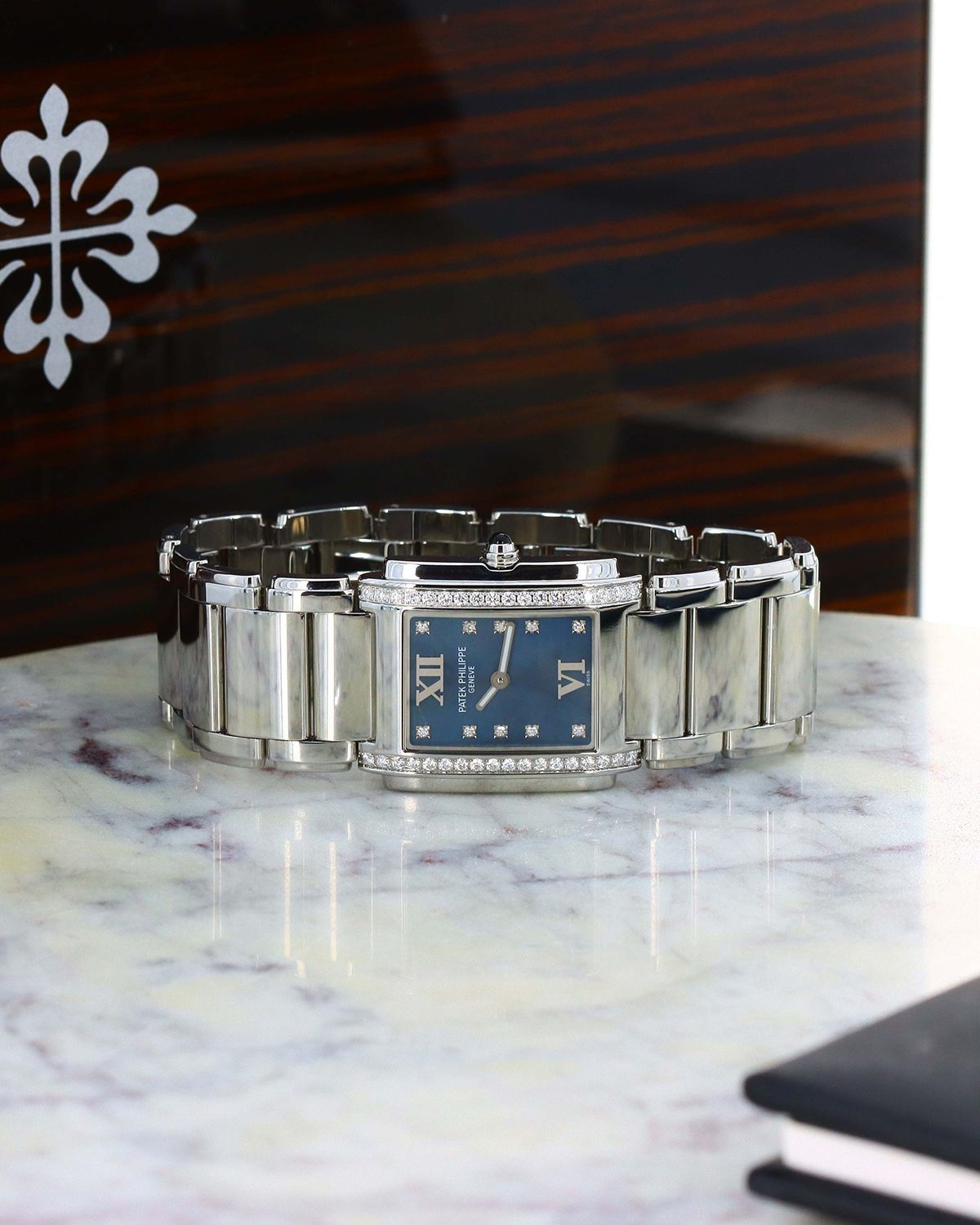 Patek Philippe 4910/10A-012