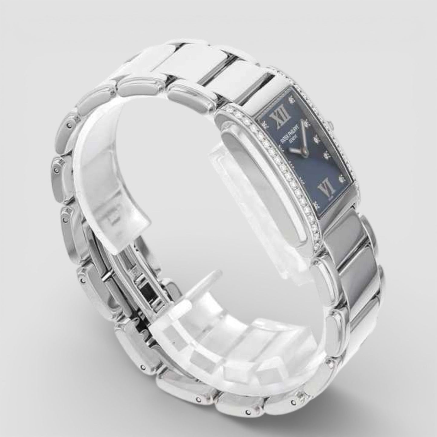 Patek Philippe 4910/10A-012