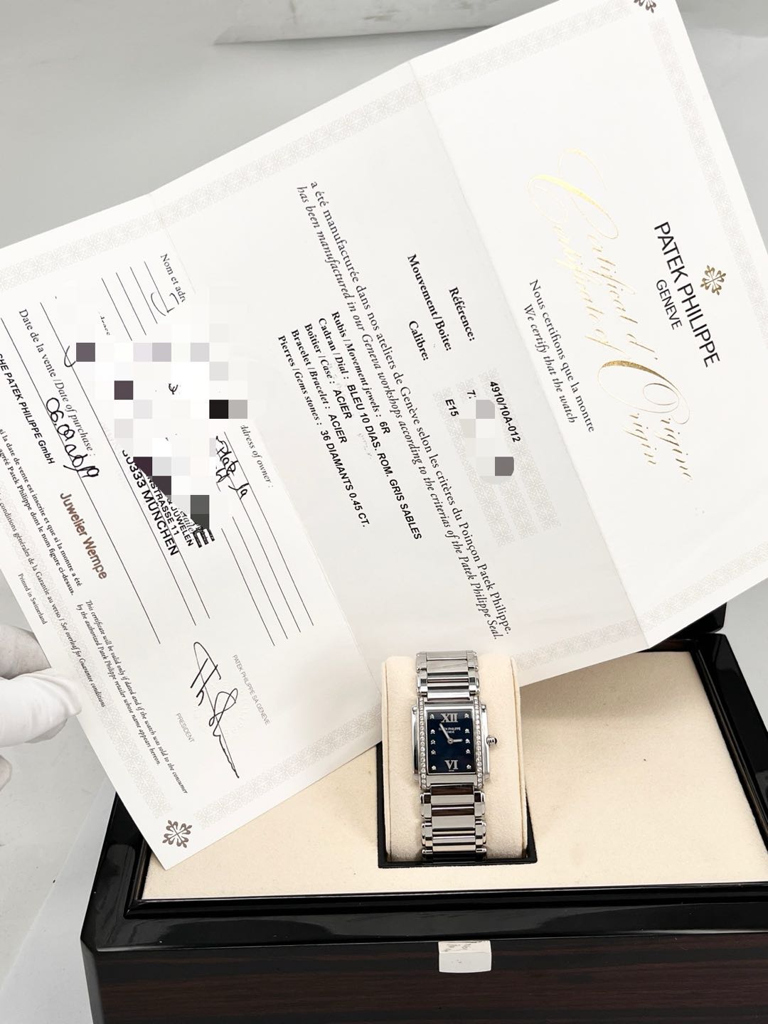 Patek Philippe 4910/10A-012