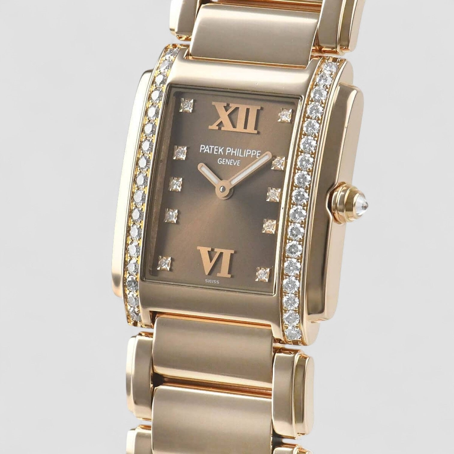 Patek Philippe 4910/11R-010