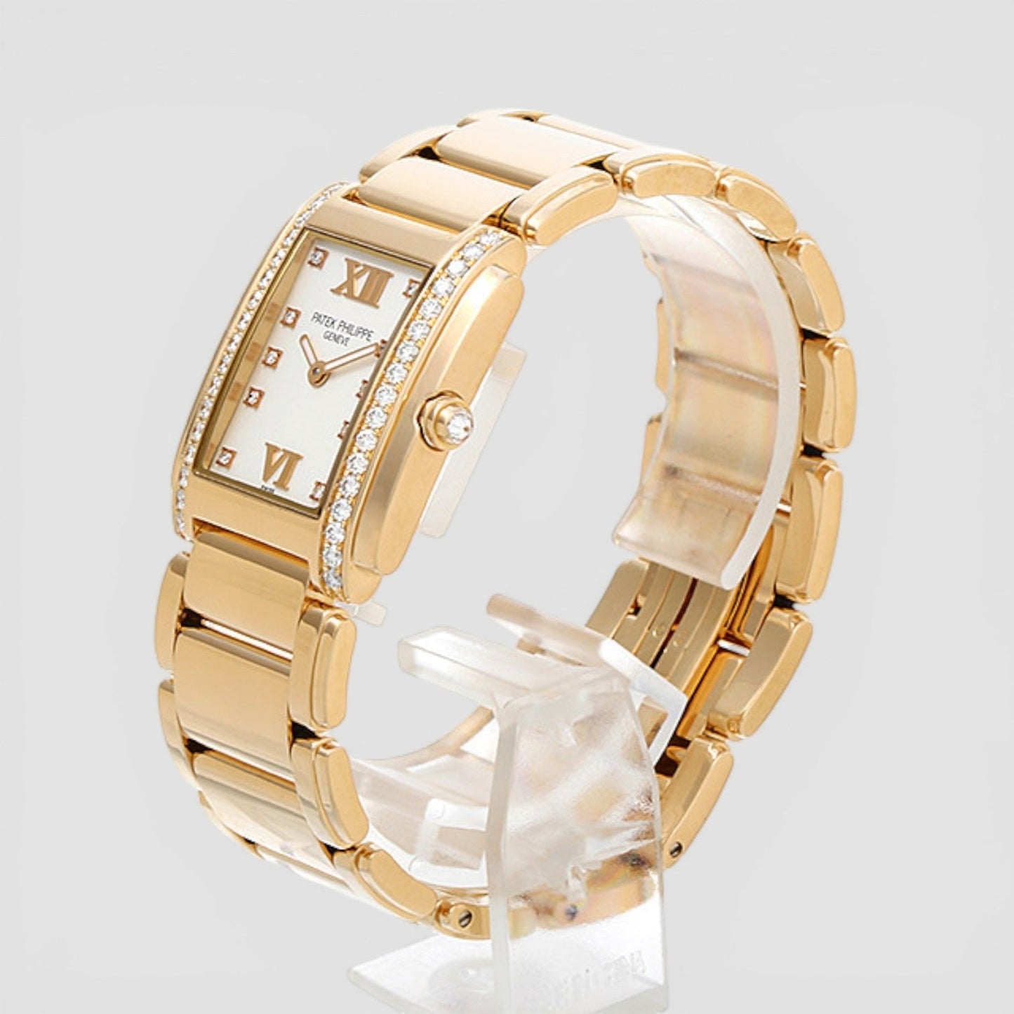 Patek Philippe 4910/11R-011