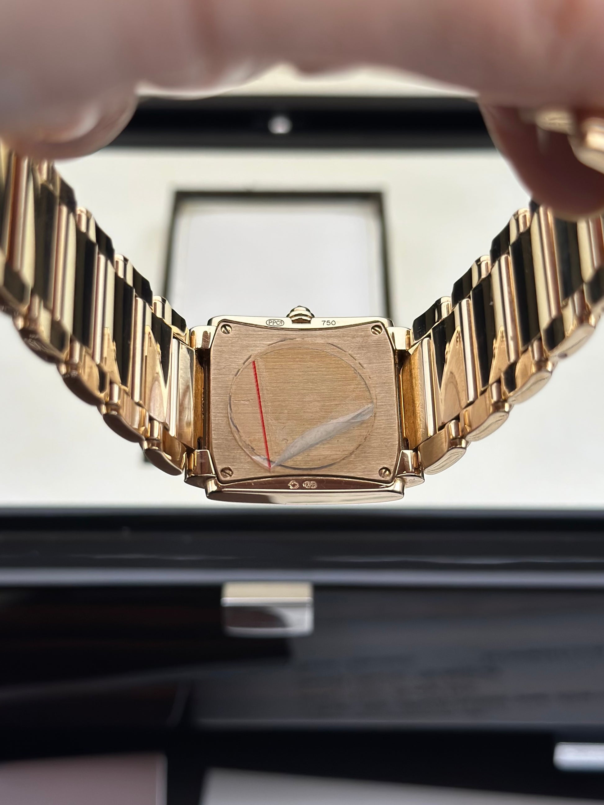 Patek Philippe 4910/11R-011