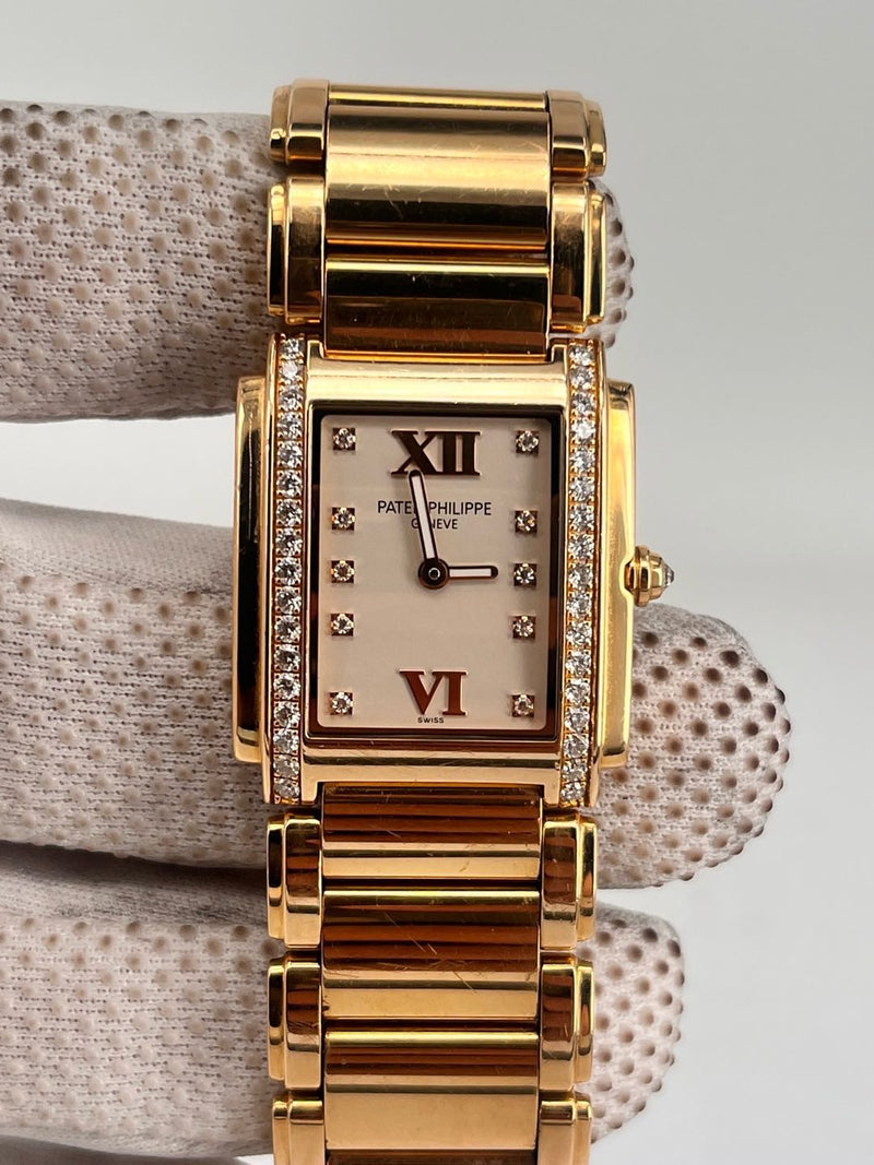 Patek Philippe 4910/11R-011