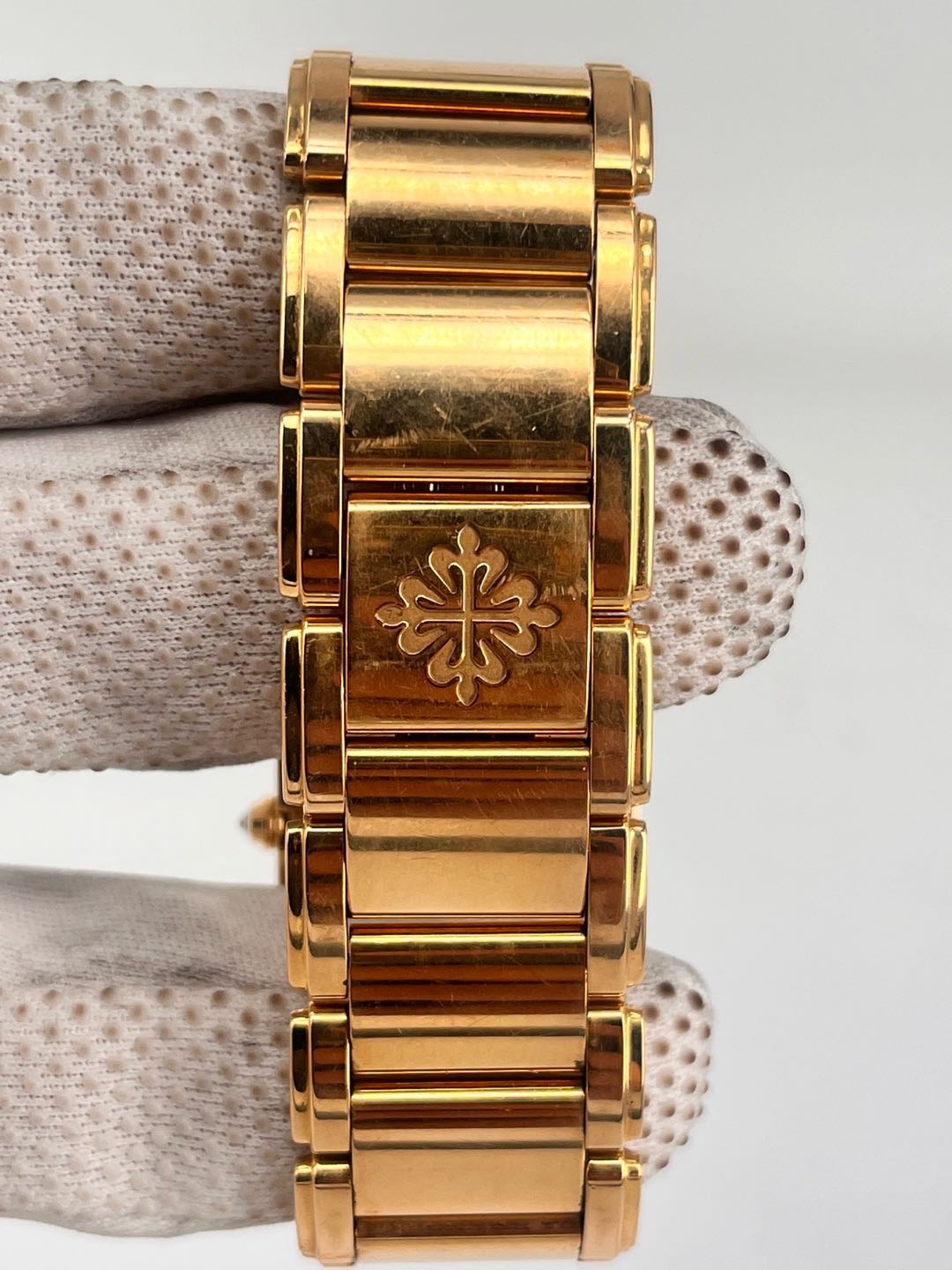 Patek Philippe 4910/11R-011