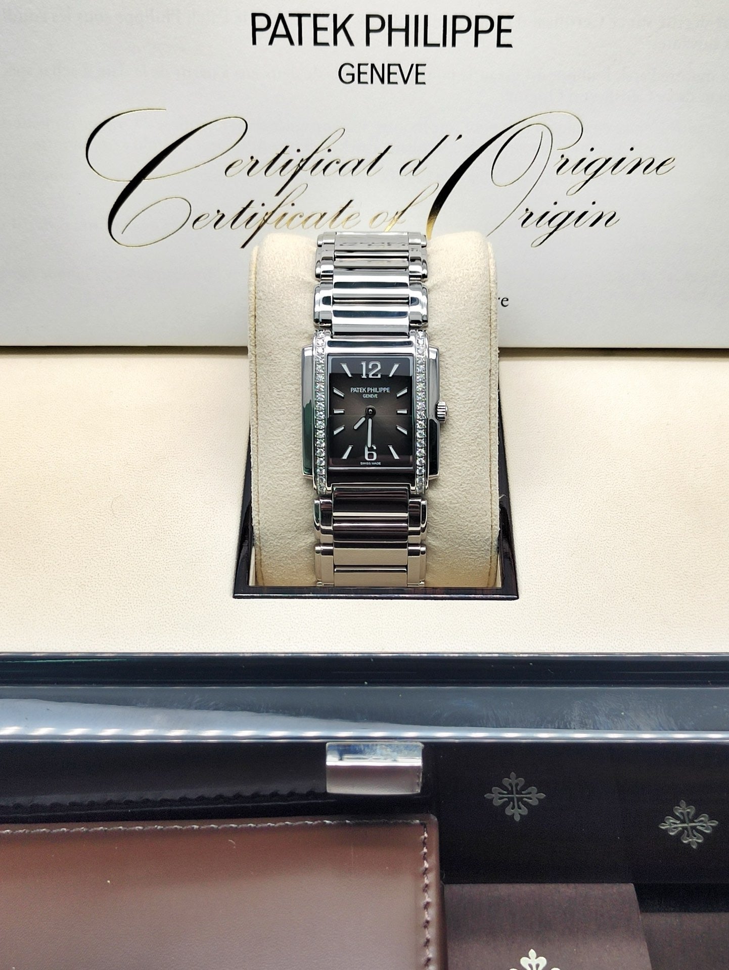 Patek Philippe 4910/1200A-010