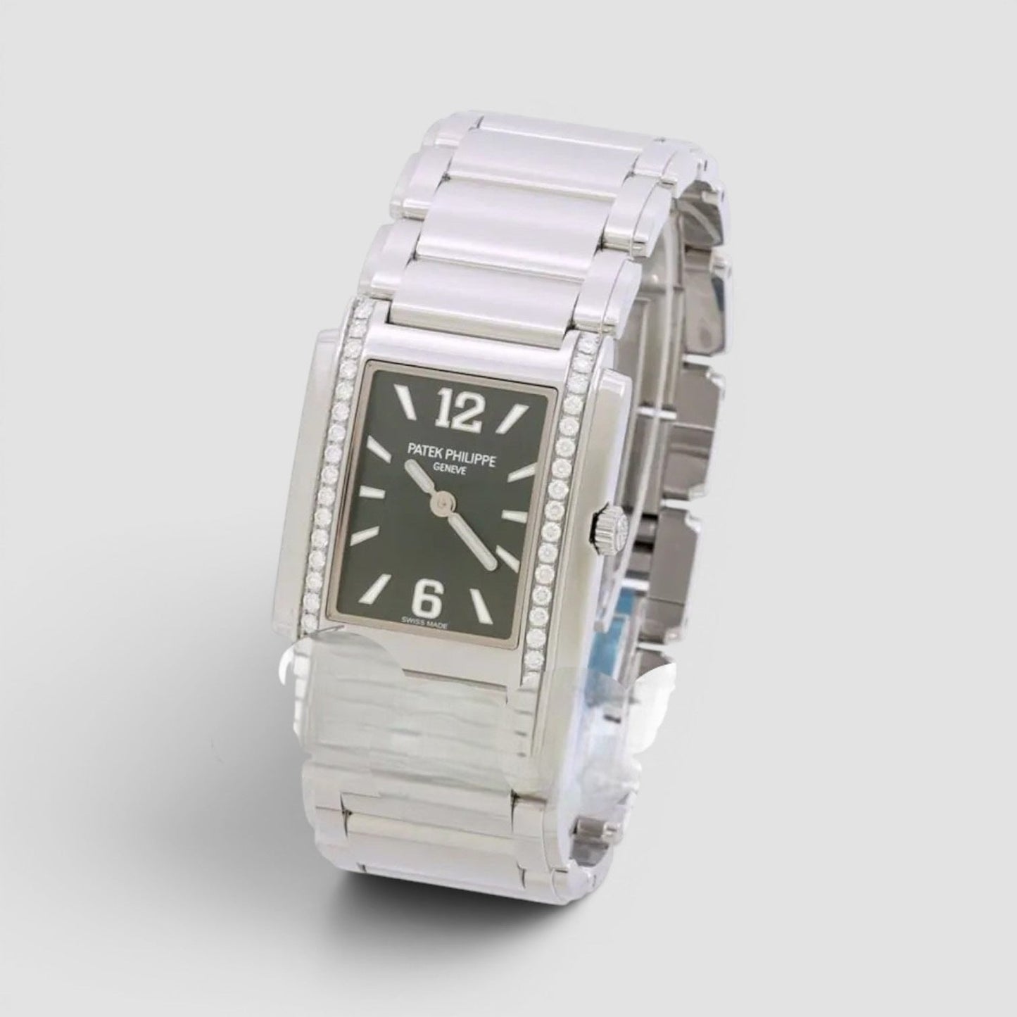 Patek Philippe 4910/1200A-011