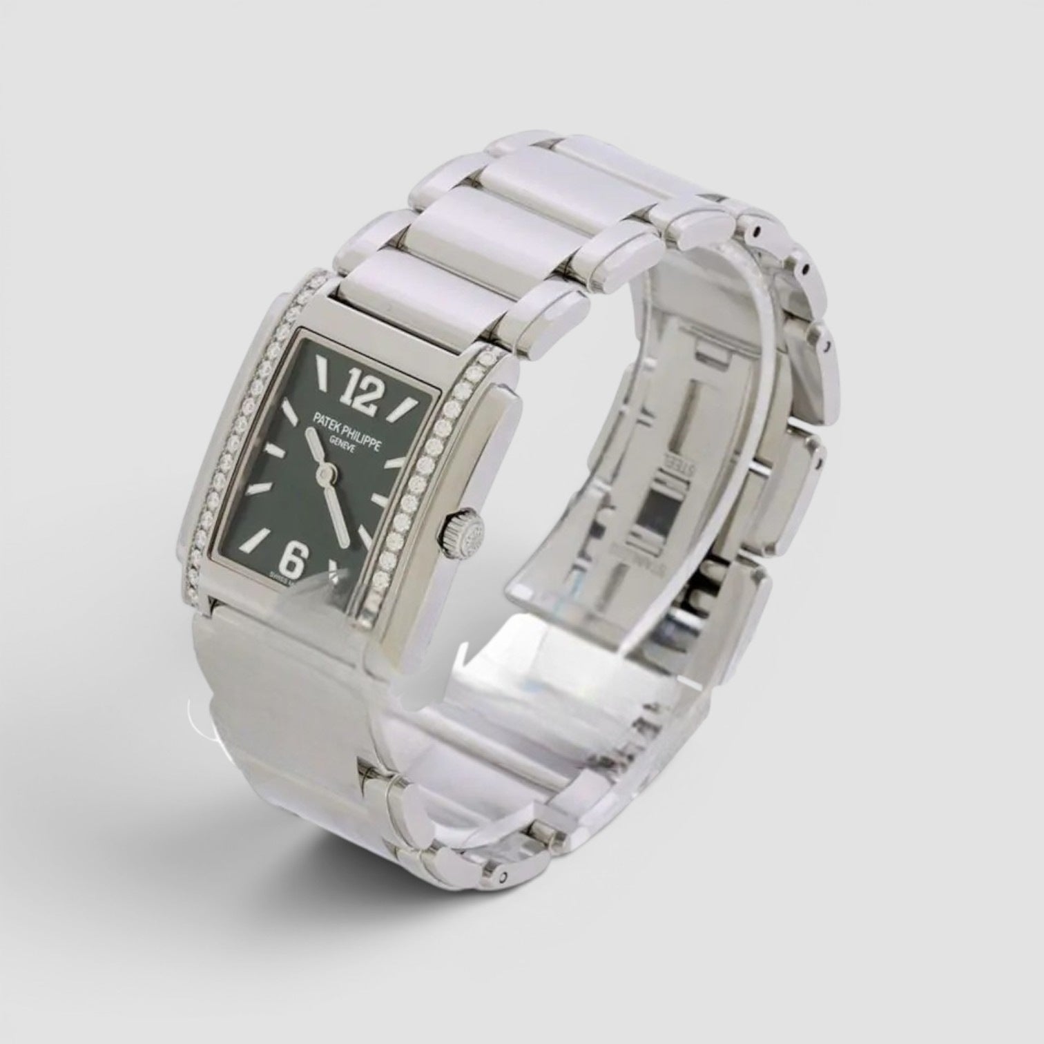 Patek Philippe 4910/1200A-011