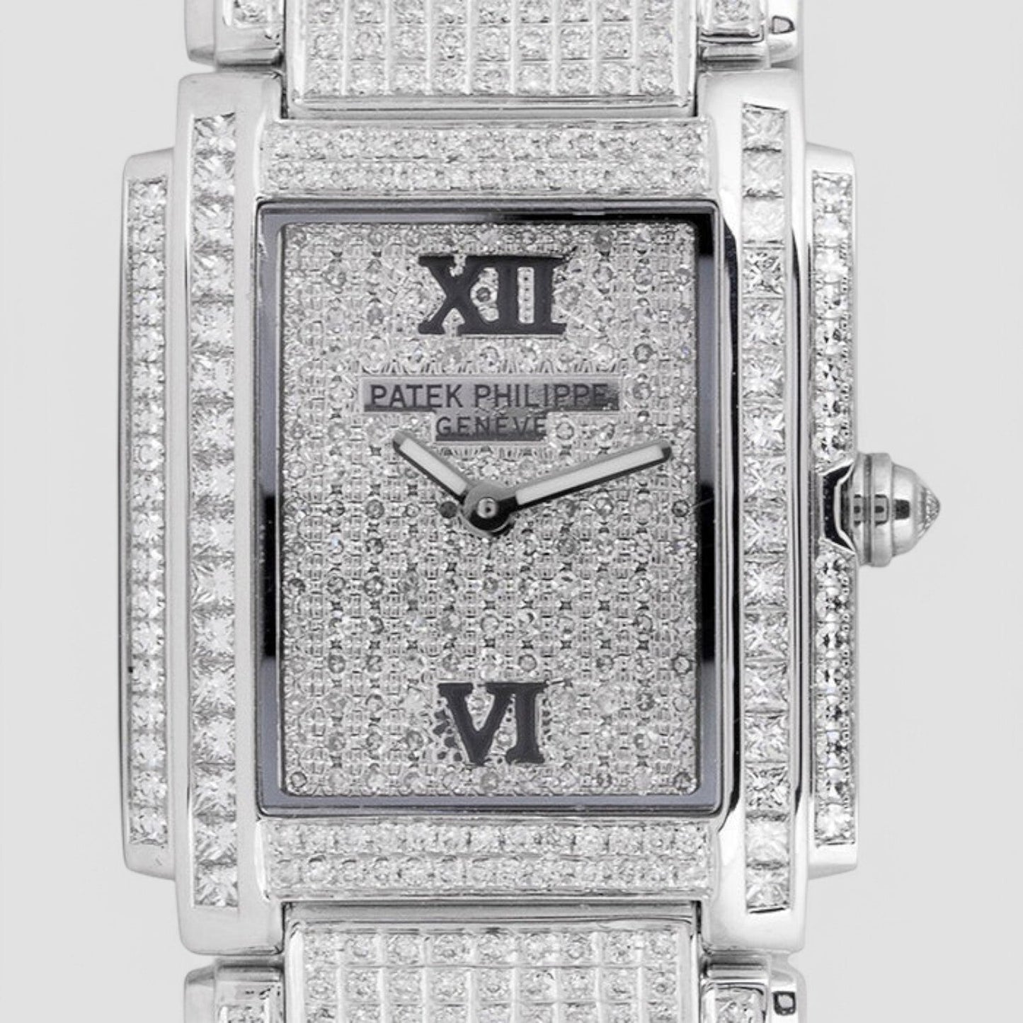 Patek Philippe 4910/20G-001