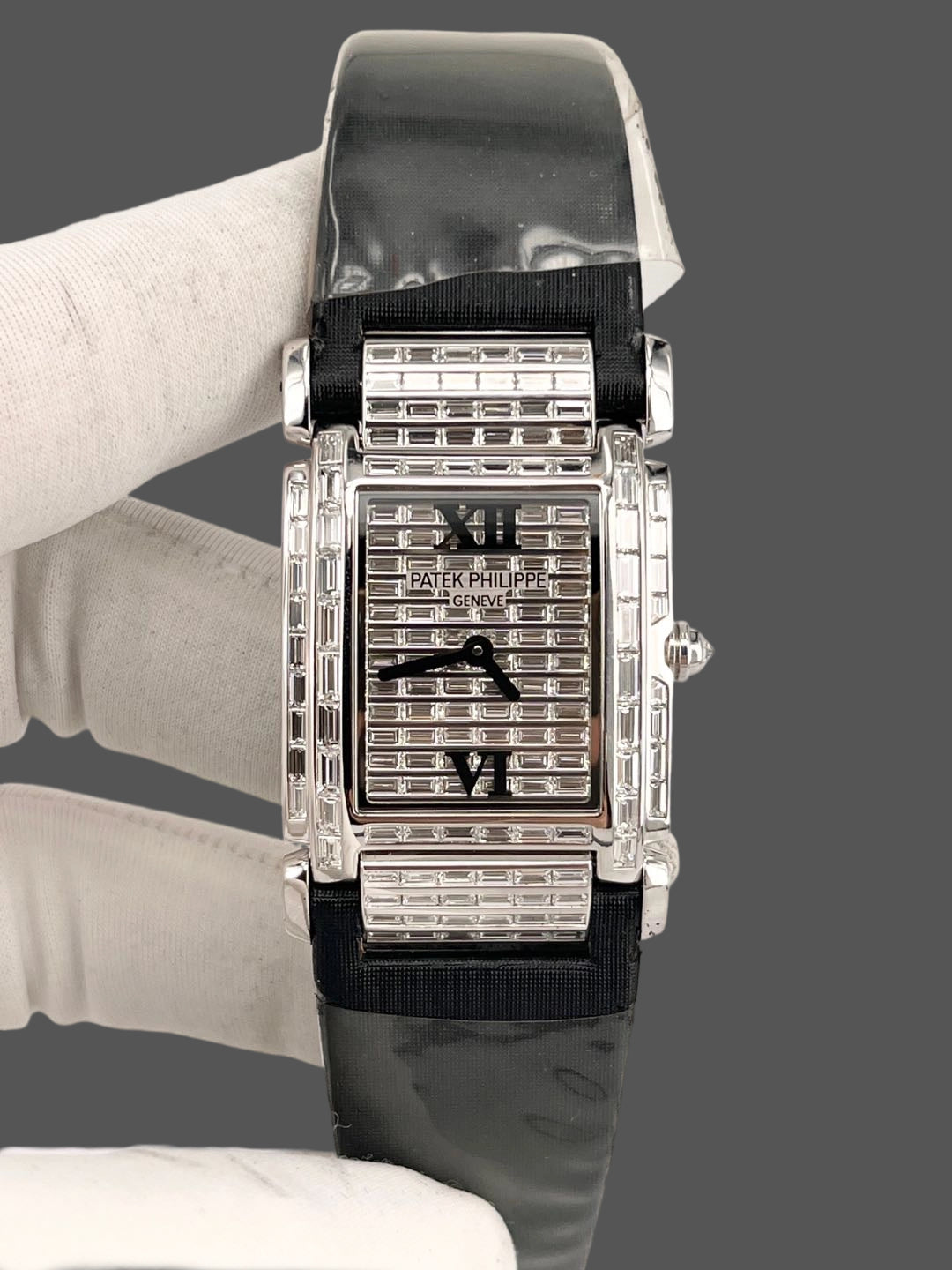 Patek Philippe 4911G-001