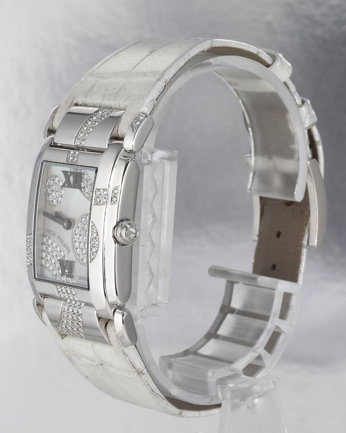 Patek Philippe 4914G-001