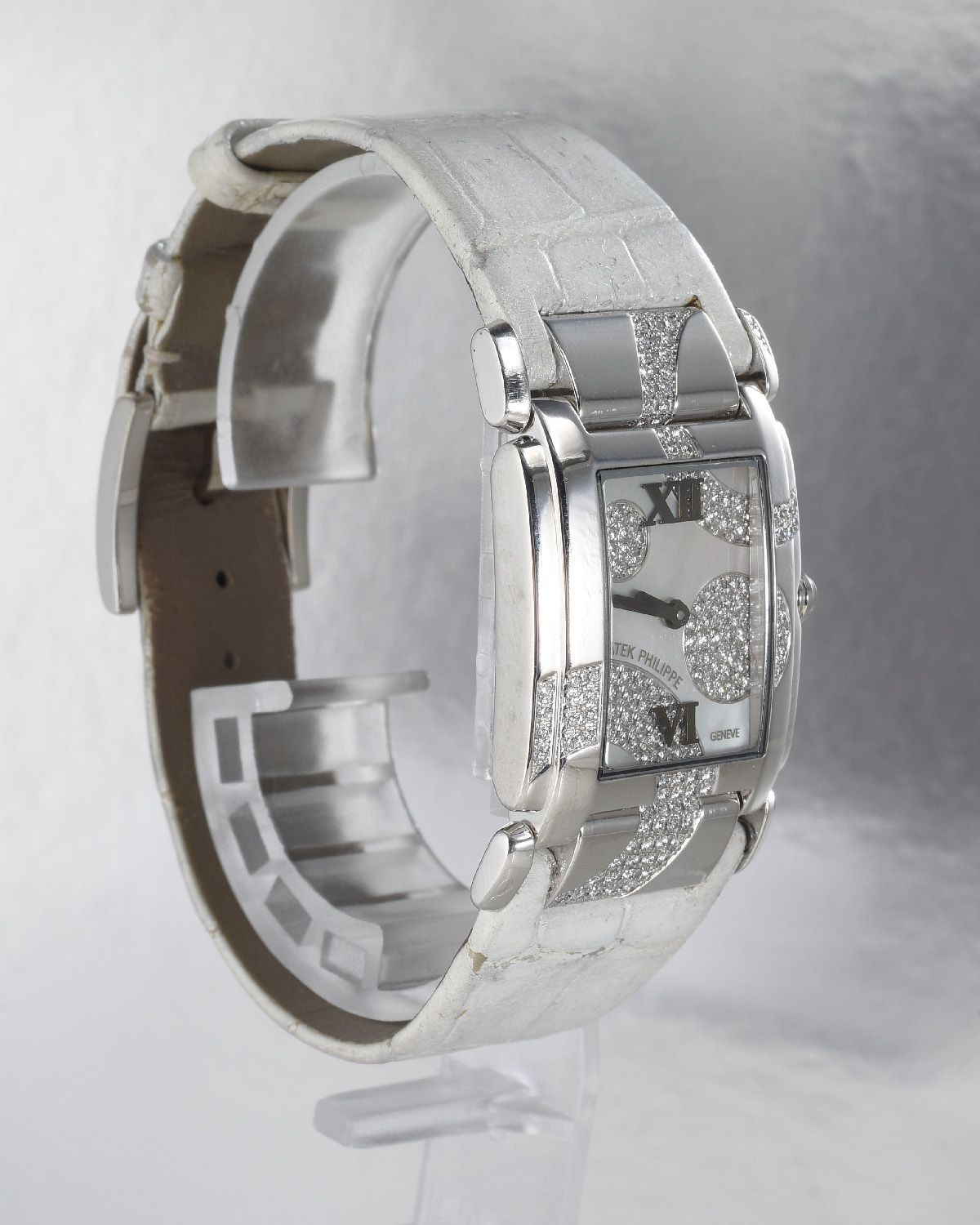 Patek Philippe 4914G-001