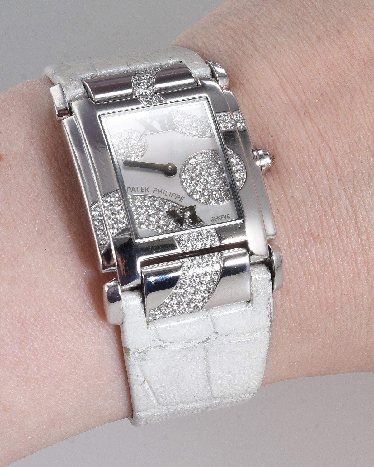 Patek Philippe 4914G-001