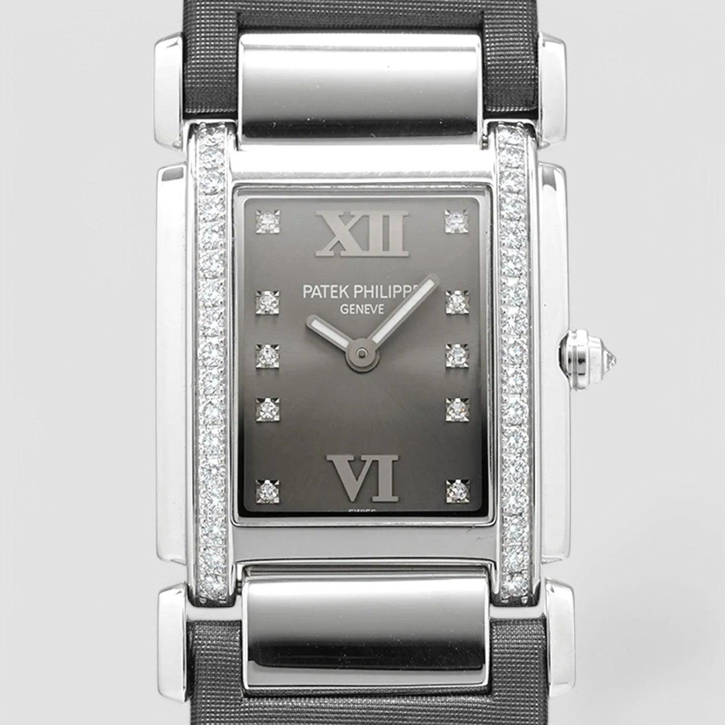 Patek Philippe 4920G-001