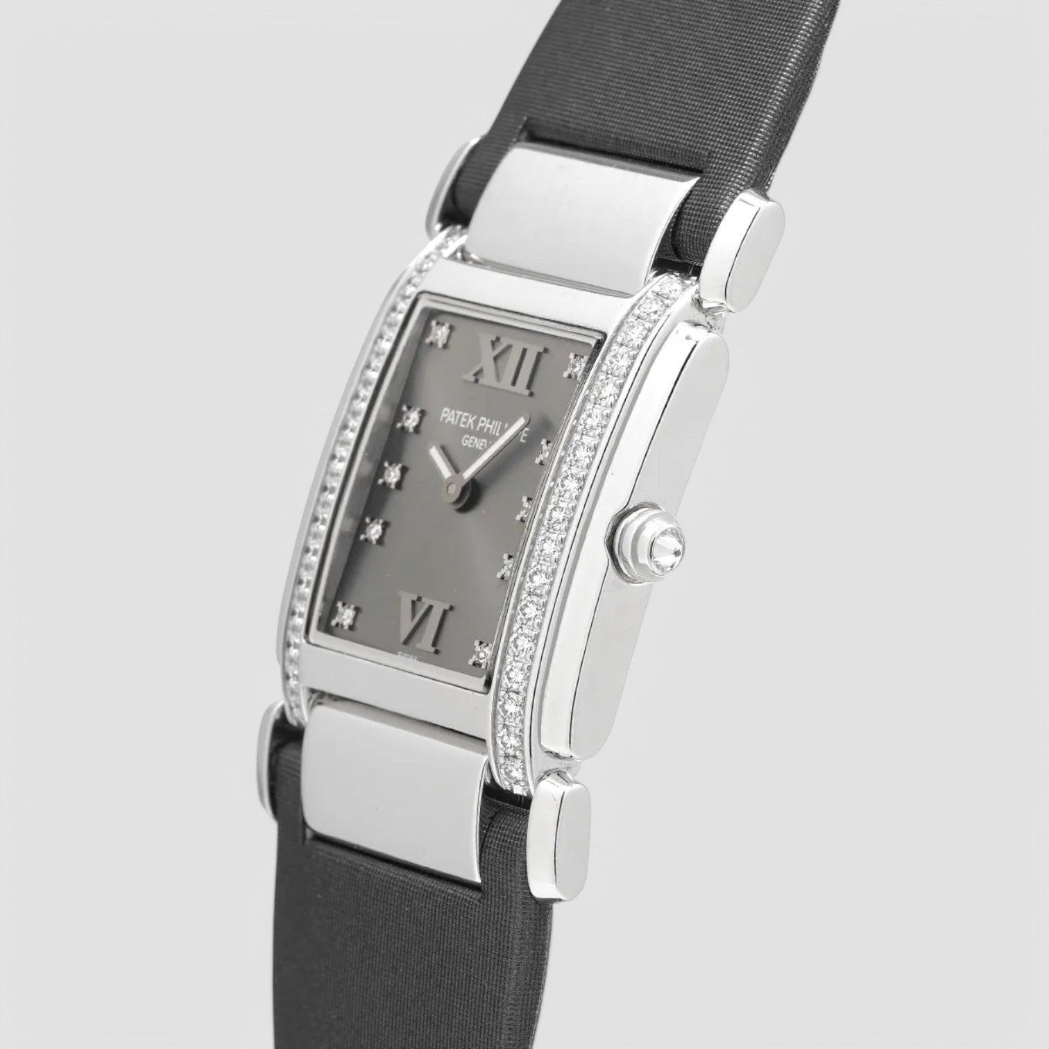 Patek Philippe 4920G-001
