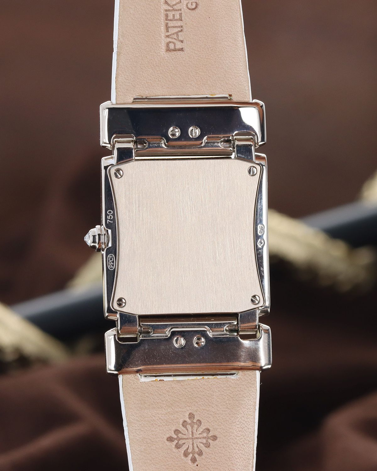 Patek Philippe 4920G-010
