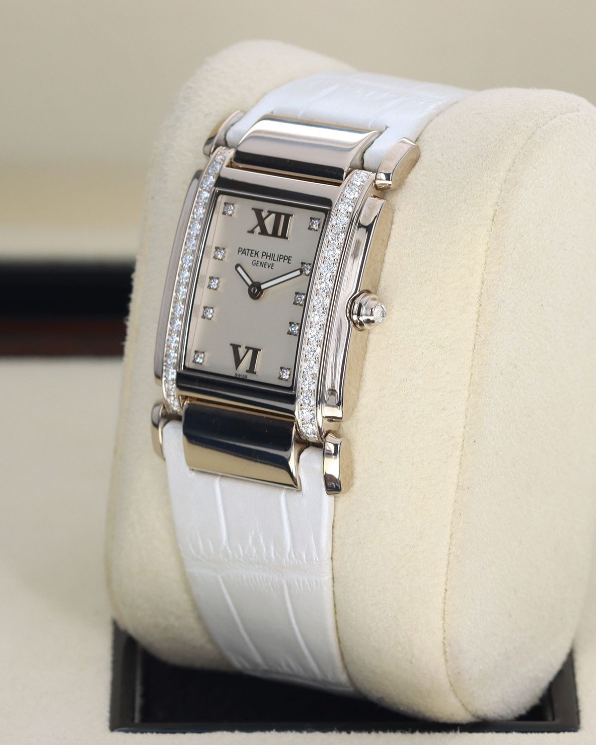 Patek Philippe 4920G-010