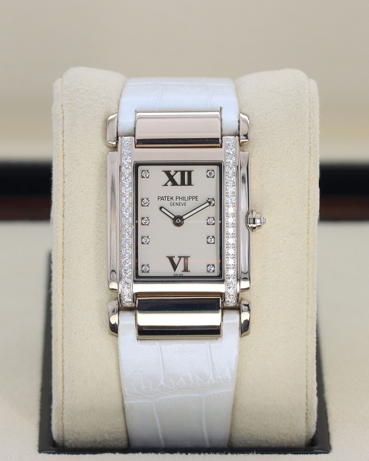 Patek Philippe 4920G-010