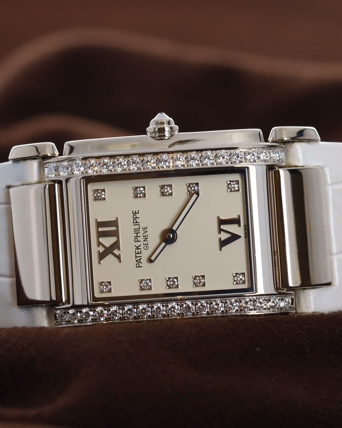 Patek Philippe 4920G-010