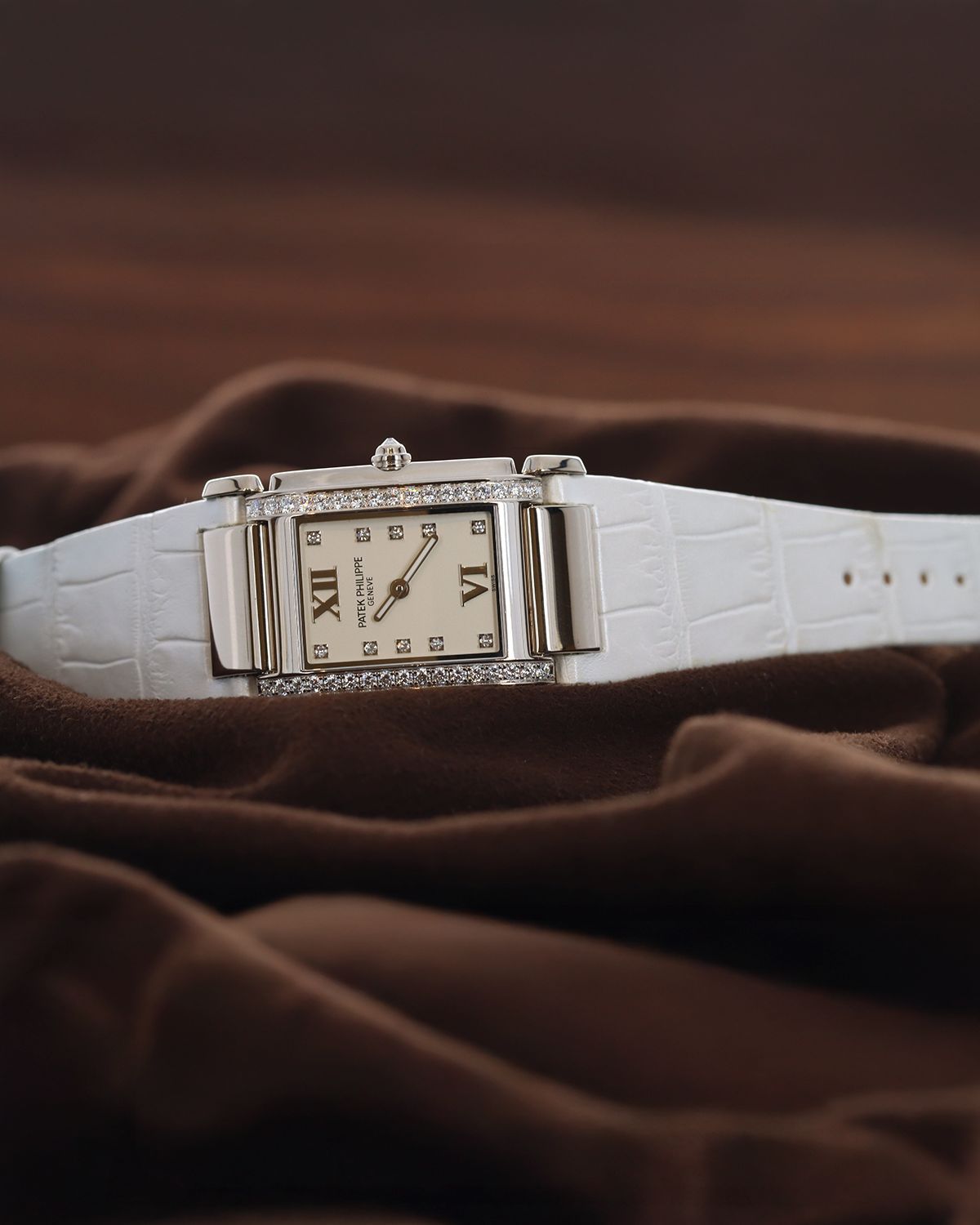Patek Philippe 4920G-010