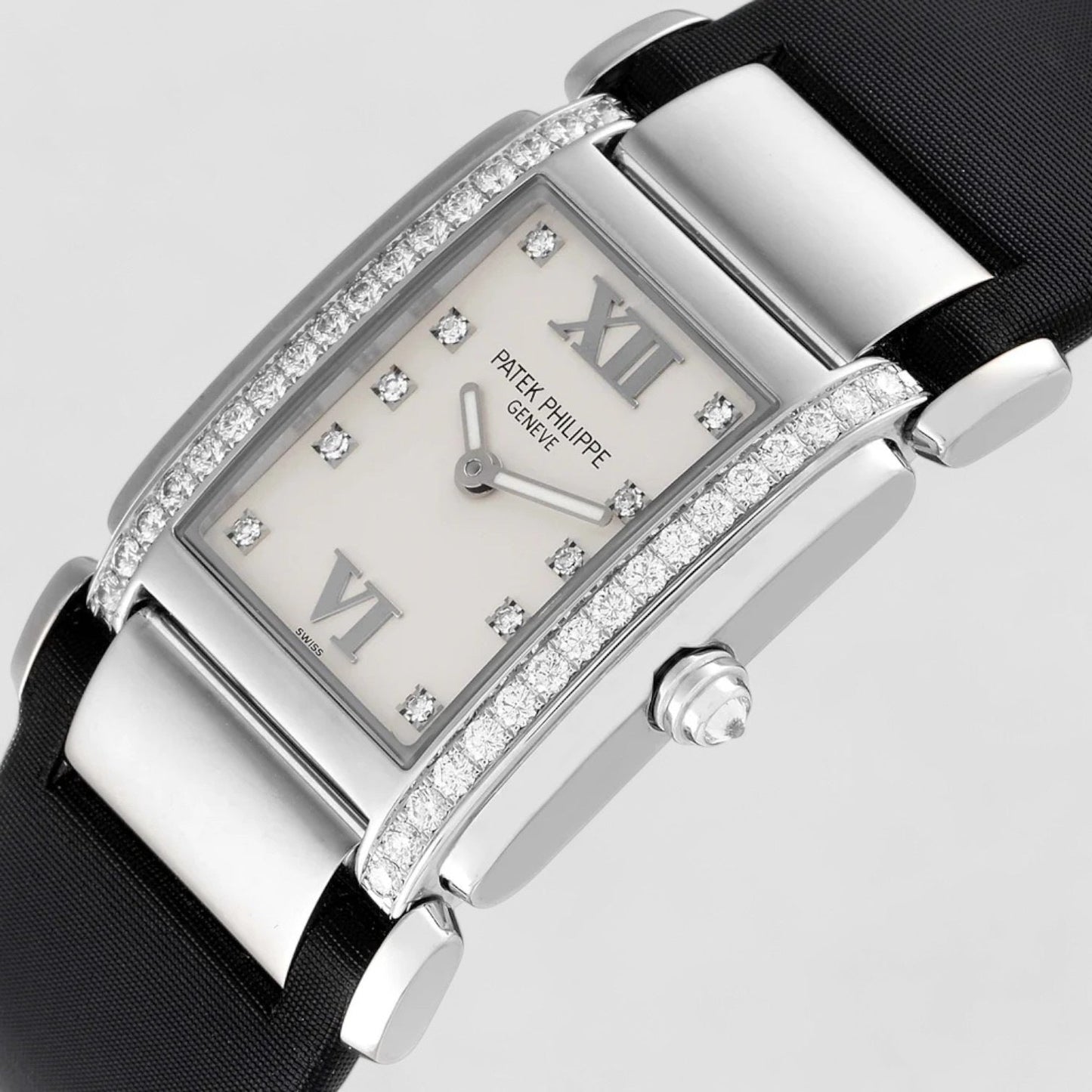Patek Philippe 4920G-010