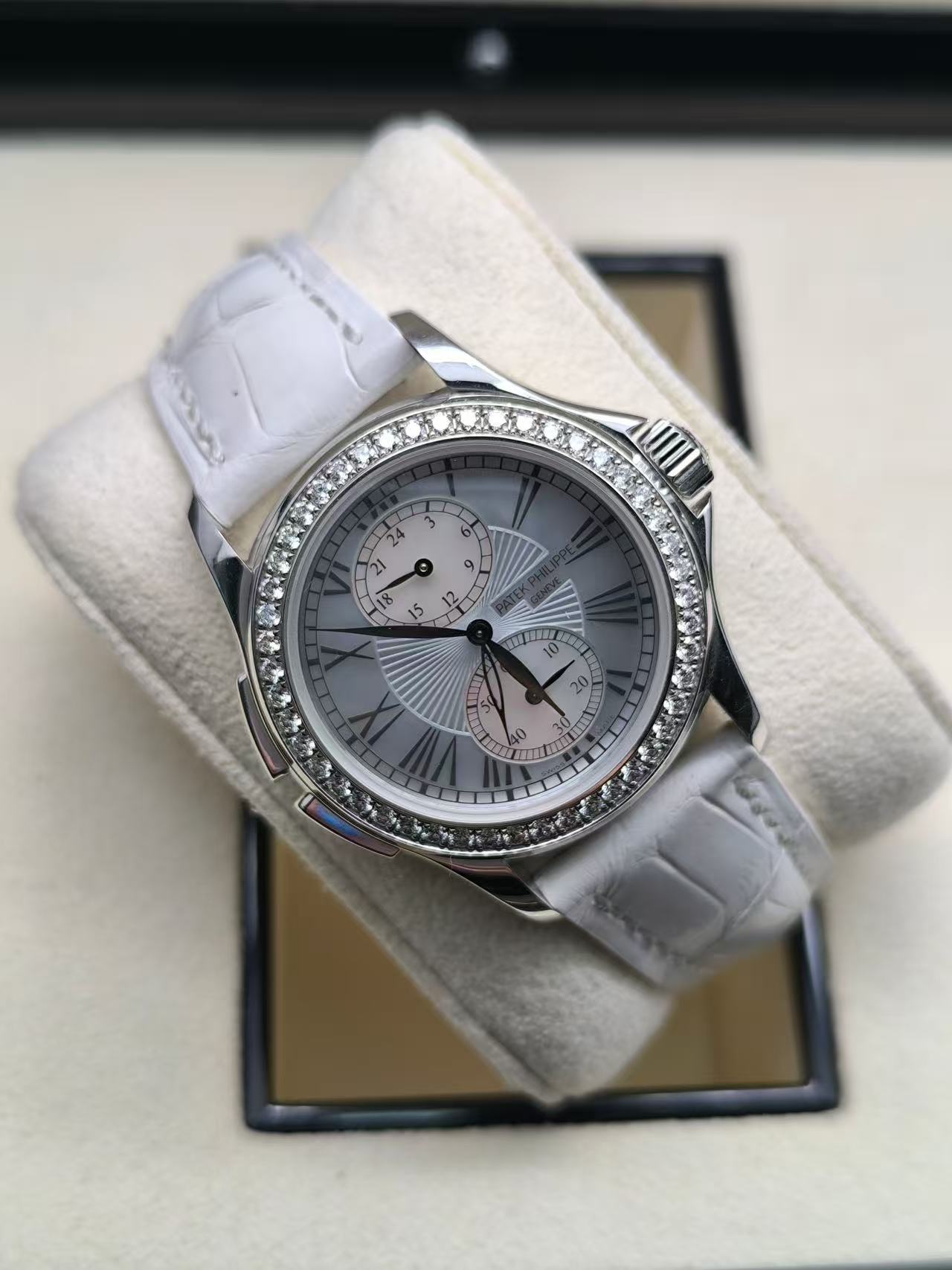 Patek Philippe 4934G-001