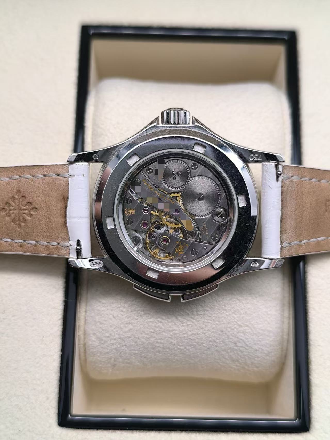 Patek Philippe 4934G-001