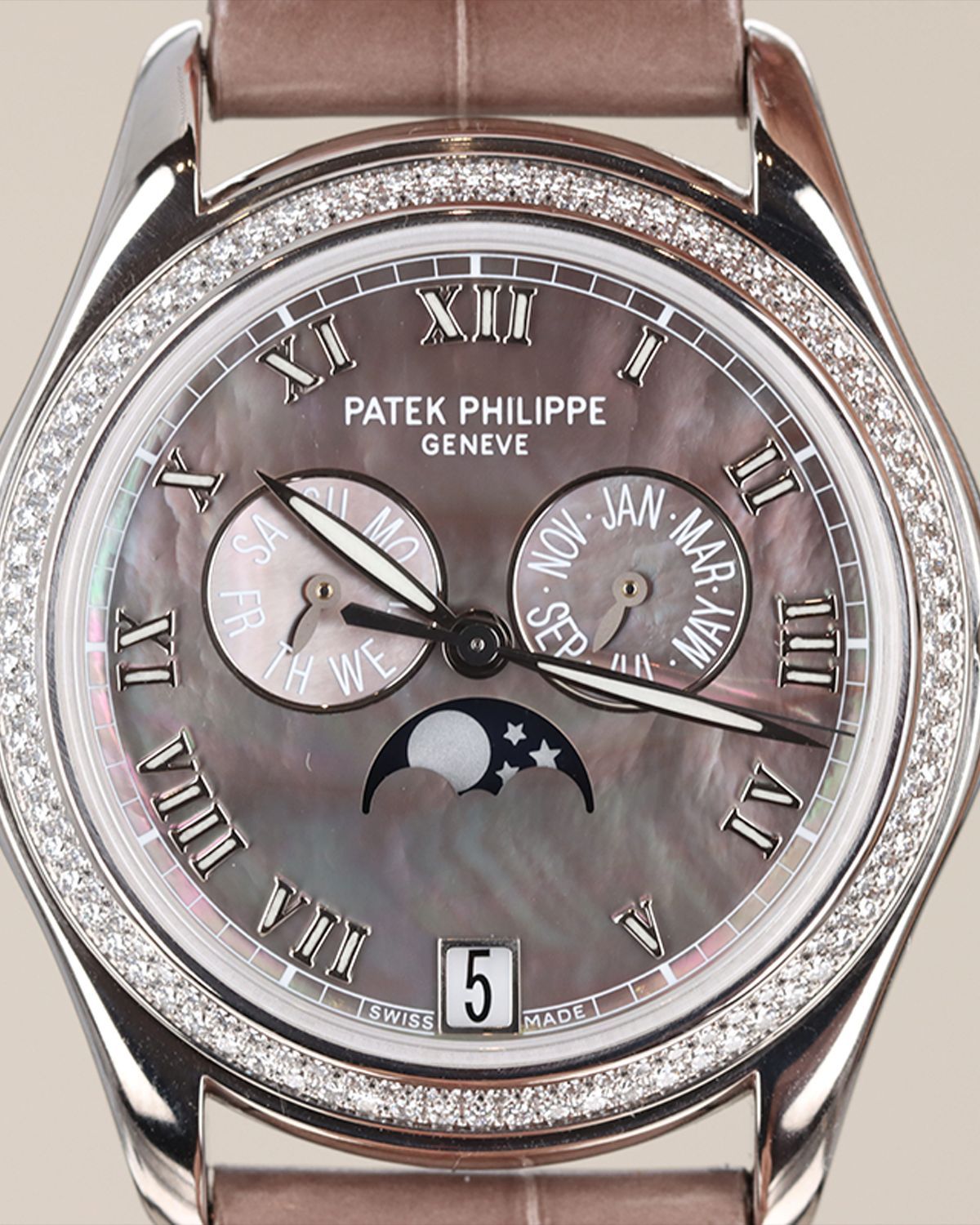 Patek Philippe 4936G-001