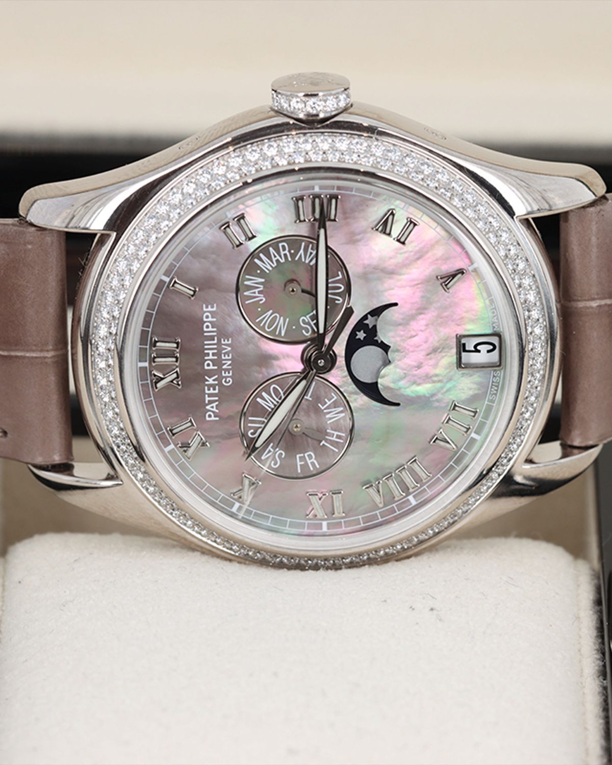 Patek Philippe 4936G-001