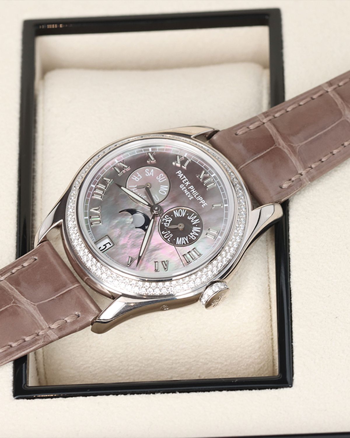 Patek Philippe 4936G-001