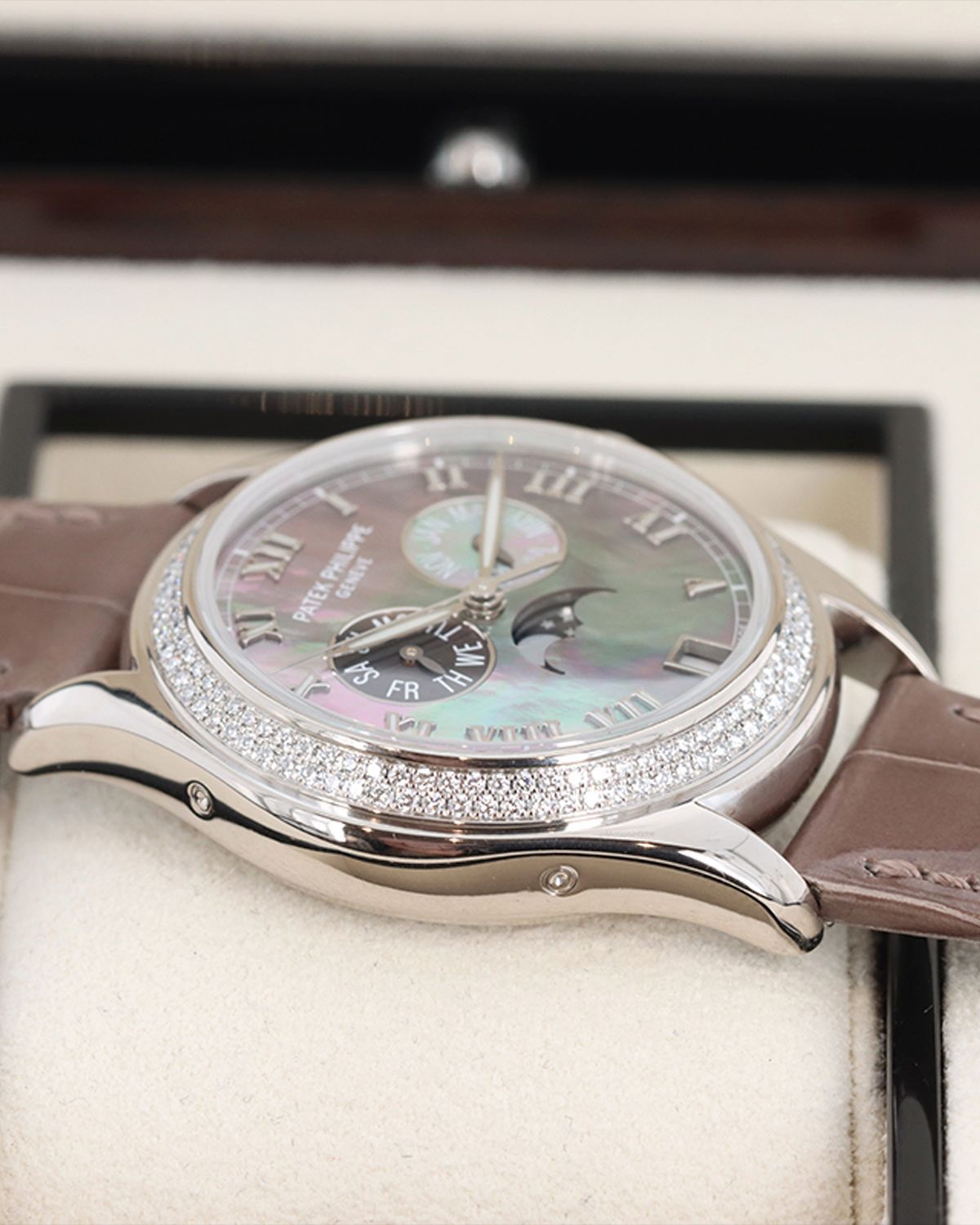Patek Philippe 4936G-001