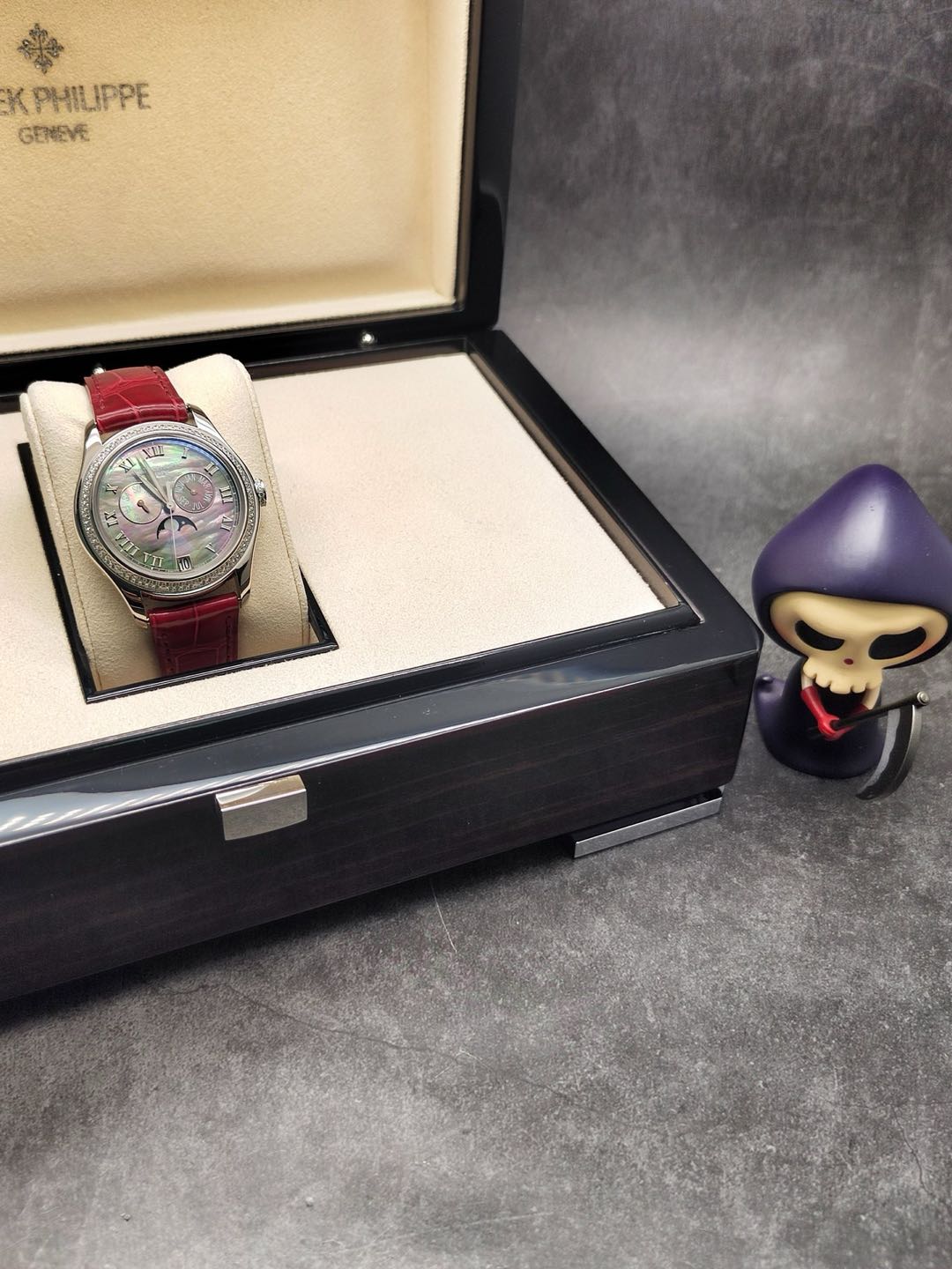 Patek Philippe 4936G-001