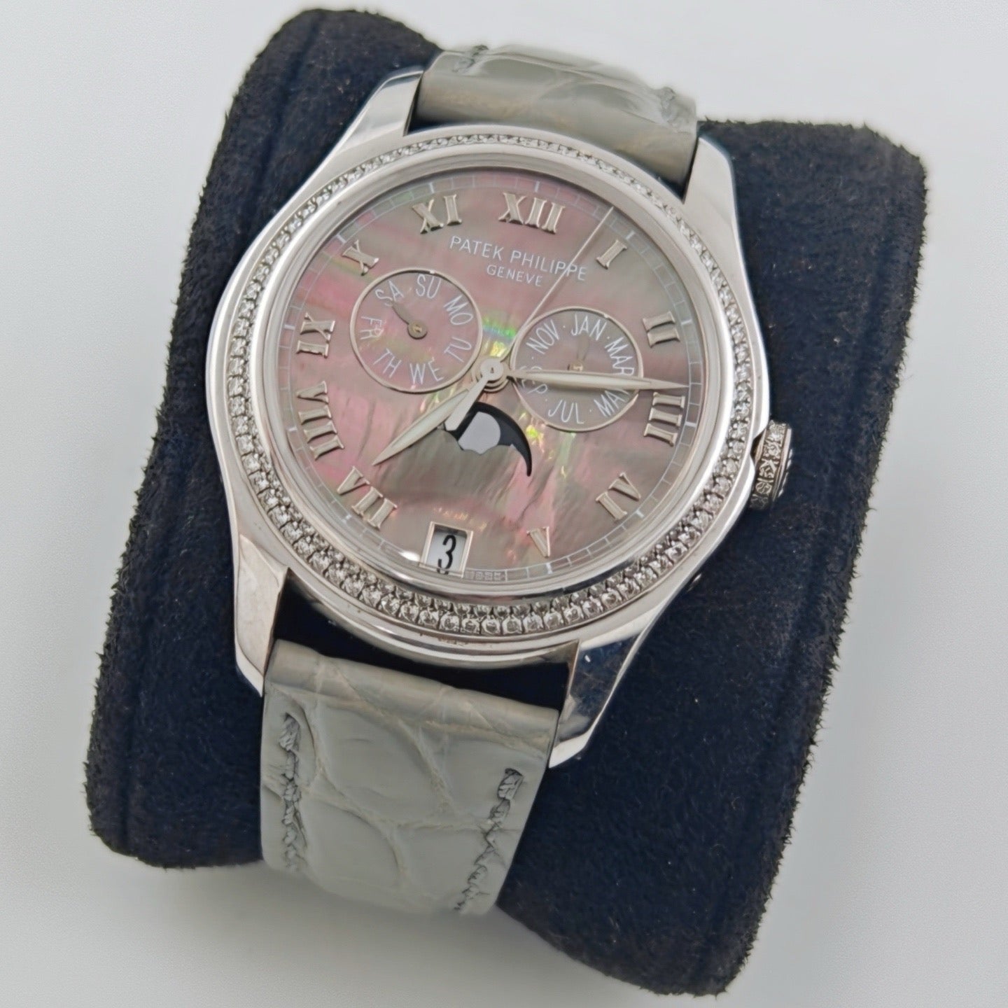 Patek Philippe 4936G-001