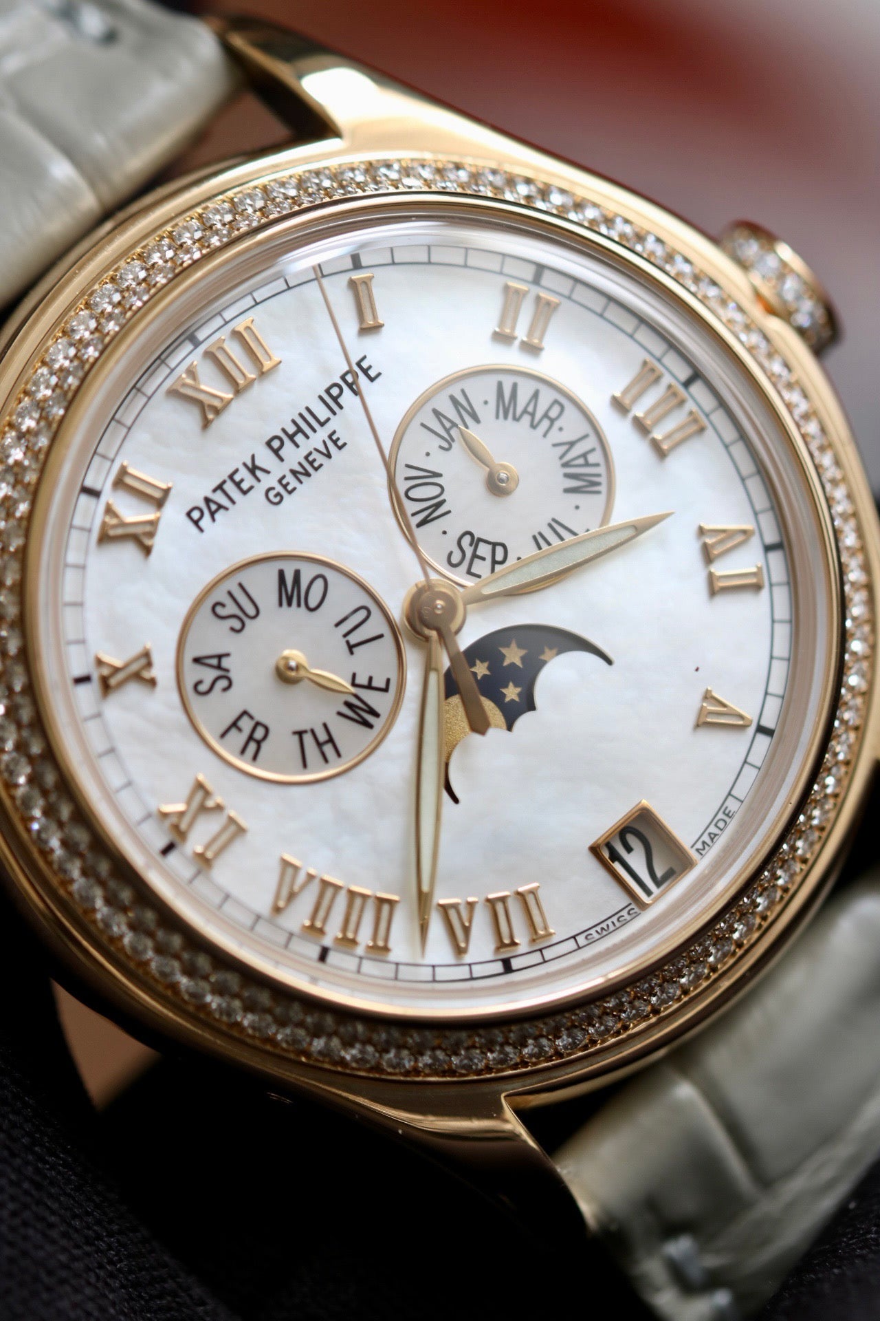 Patek Philippe 4936J-001