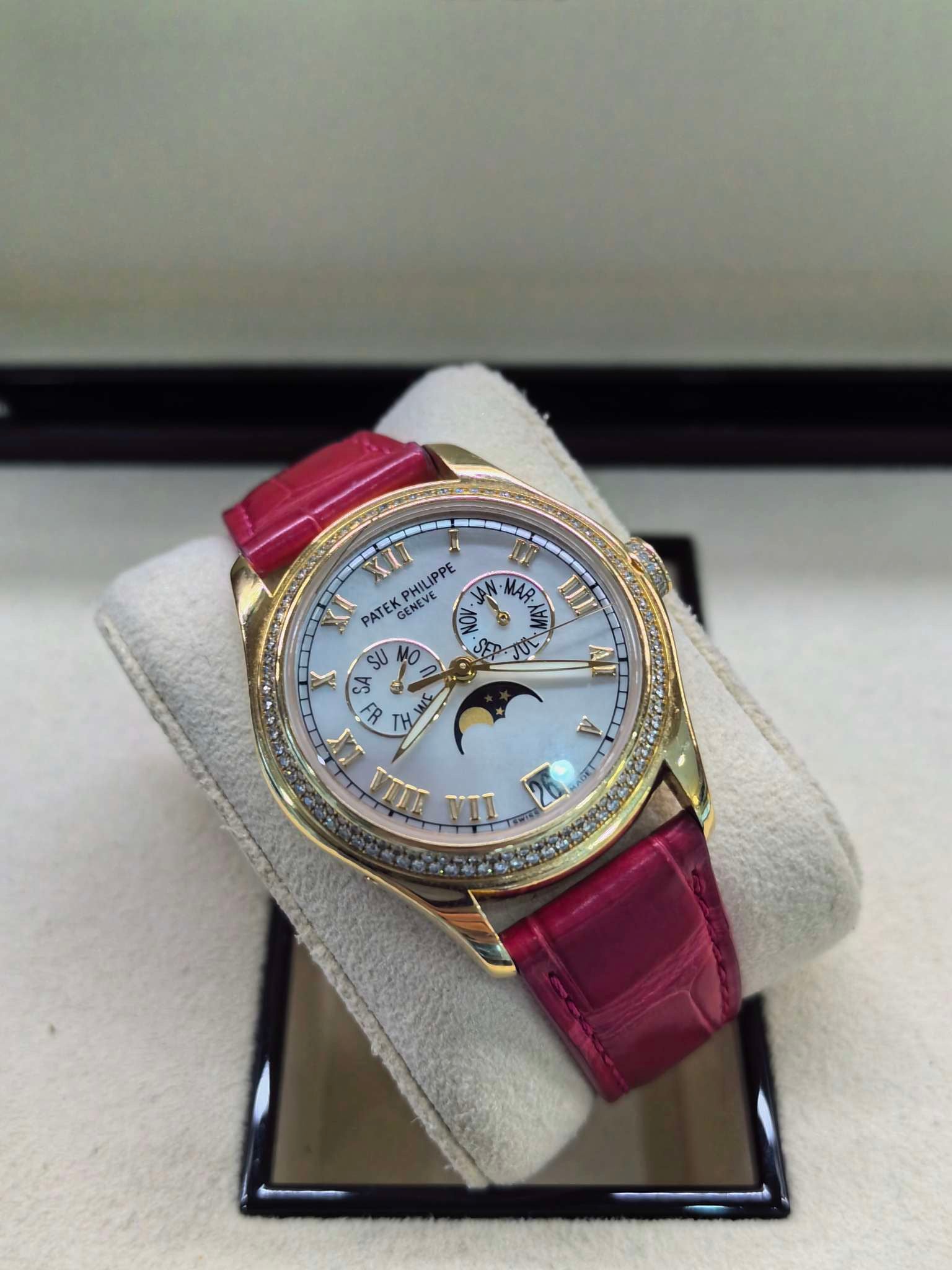 Patek Philippe 4936R-001
