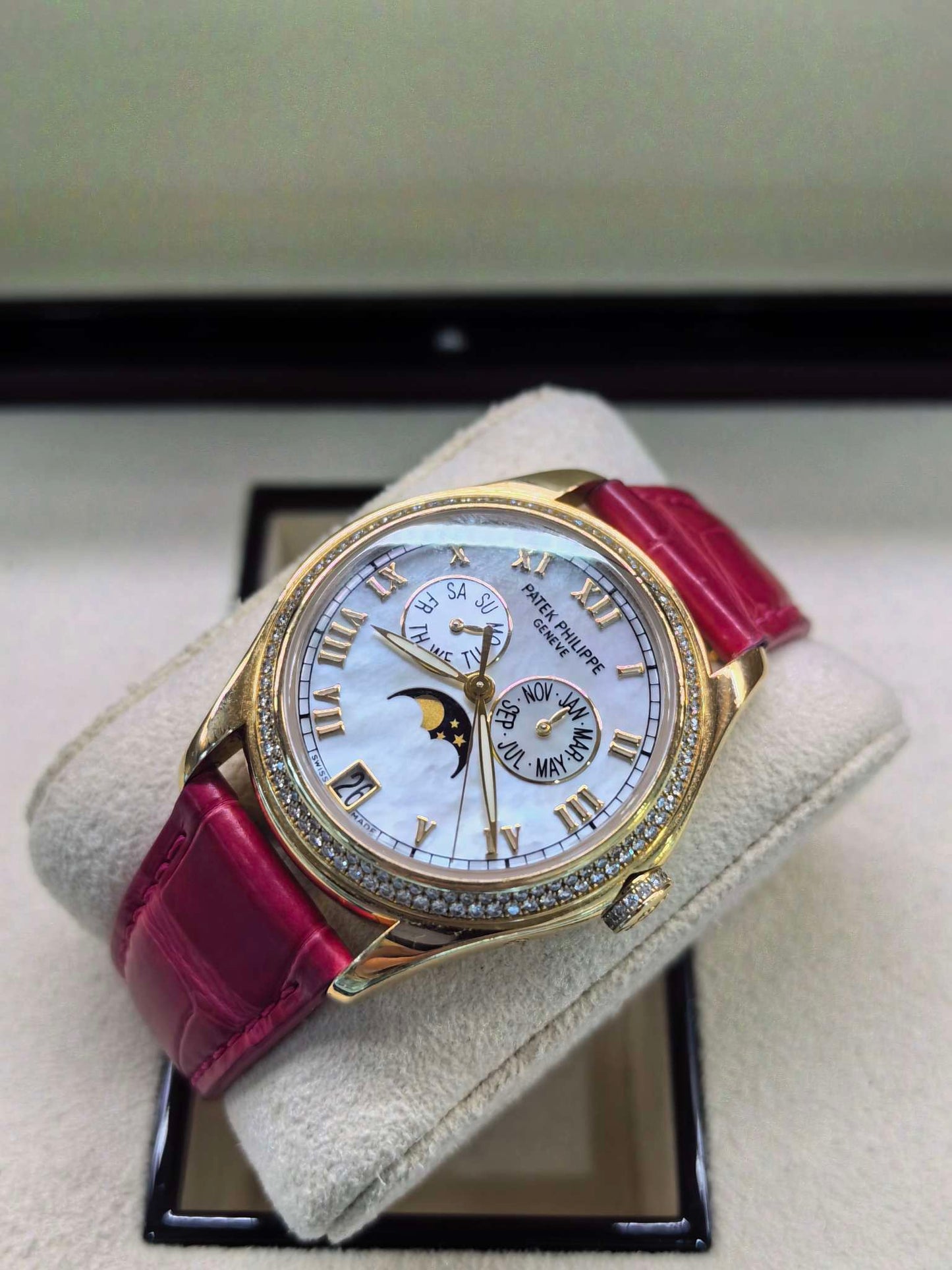 Patek Philippe 4936R-001