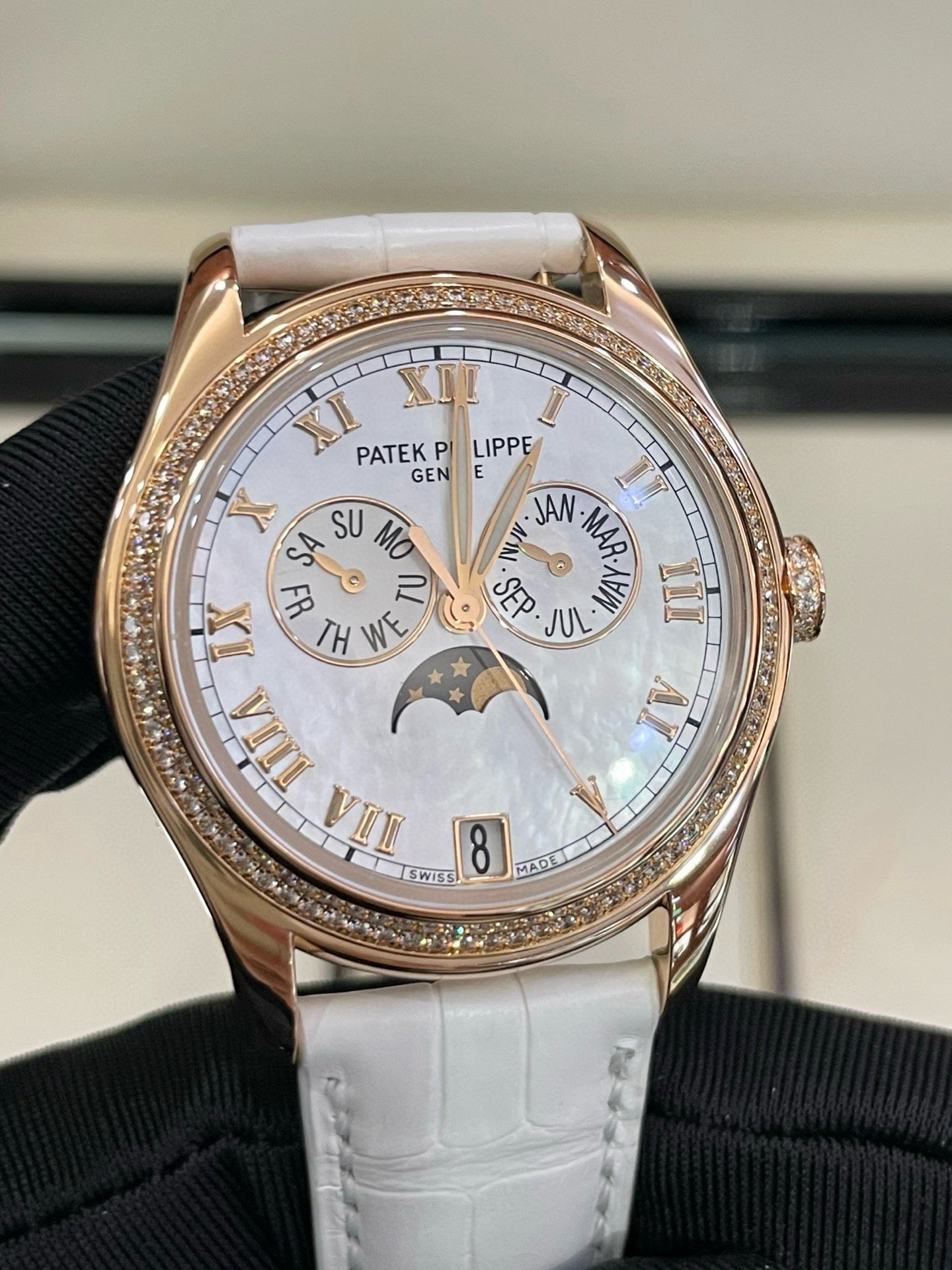 Patek Philippe 4936R
